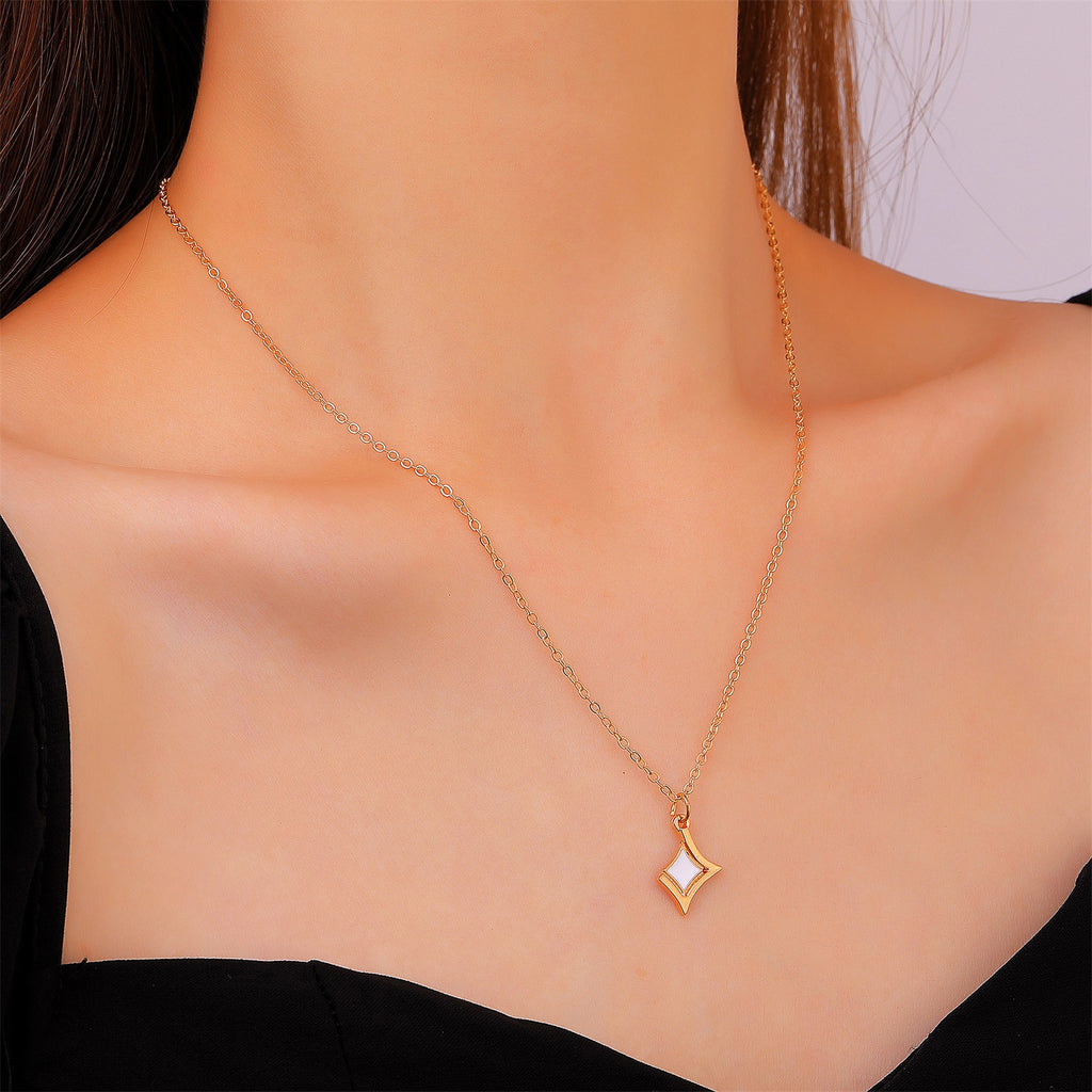 Ladies Retro Net Red Metal Geometric Bracelet