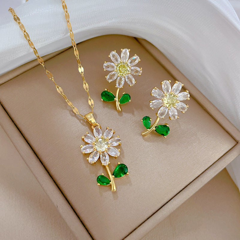 Women's Green Leaf Flower Necklace And Earrings Suite